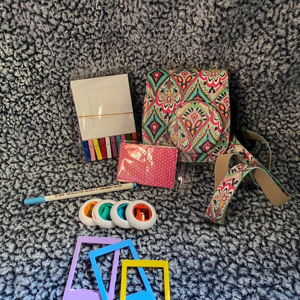 polaroid camera kit!